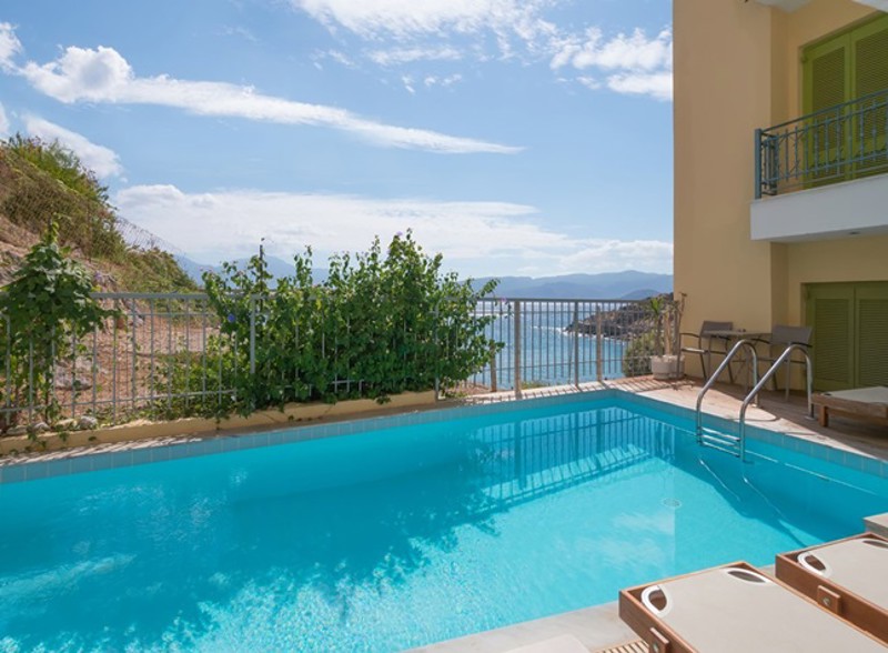 Mare Hotel Apartments in Aghios Nikolaos, Crete Olympic Holidays