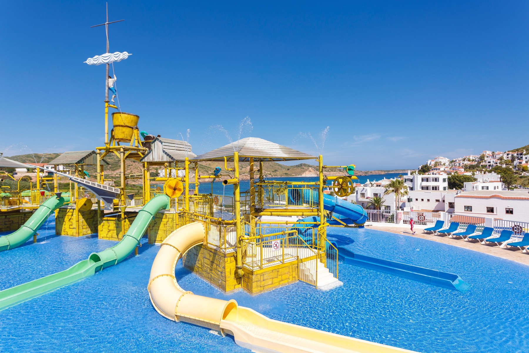 27++ Carema garden village menorca