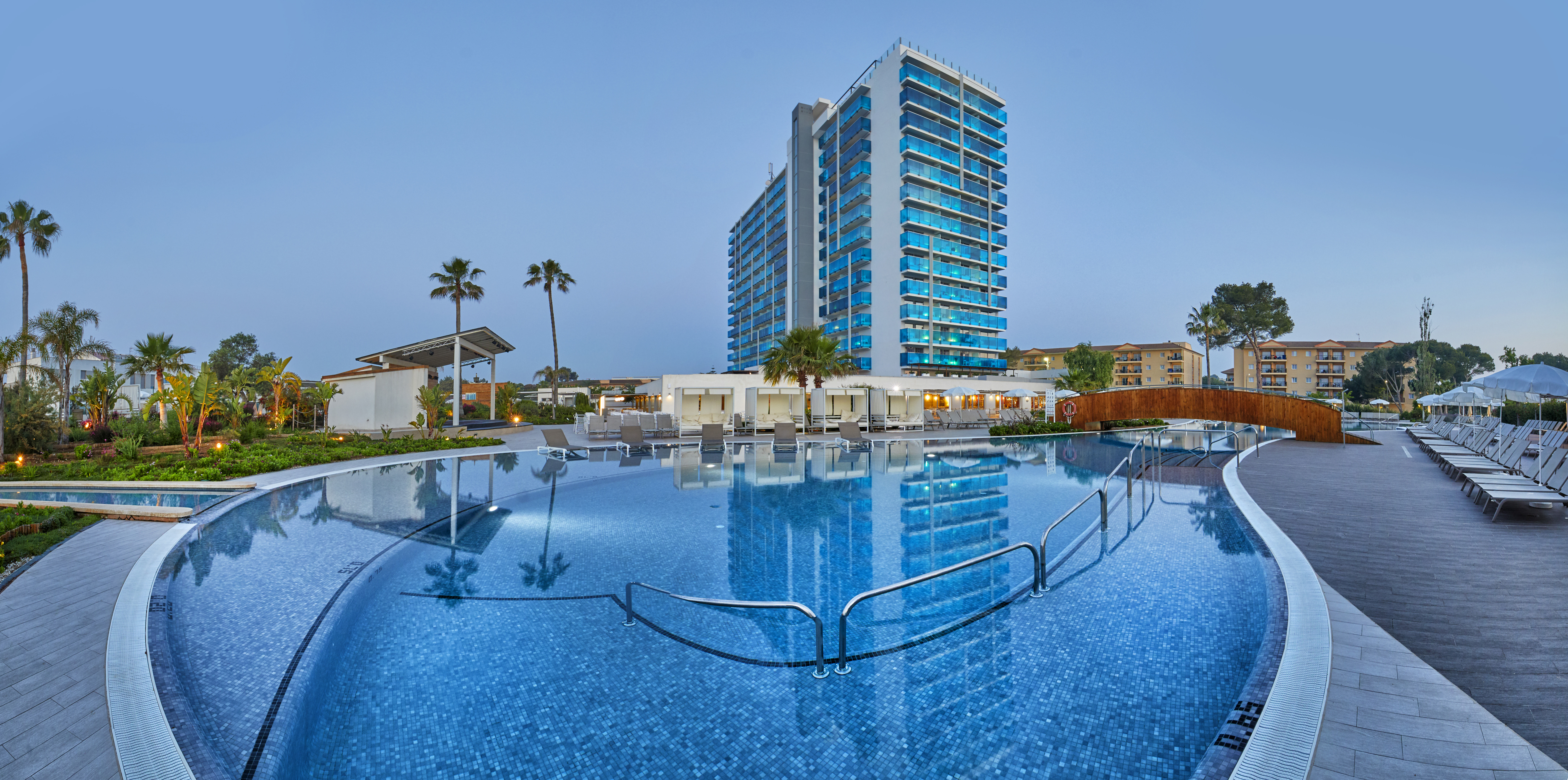 Tonga Tower Design Hotel Suites In Majorca Olympic Holidays